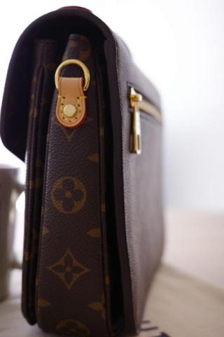 Louis Vuitton - Monogram Pochette Metis - 9