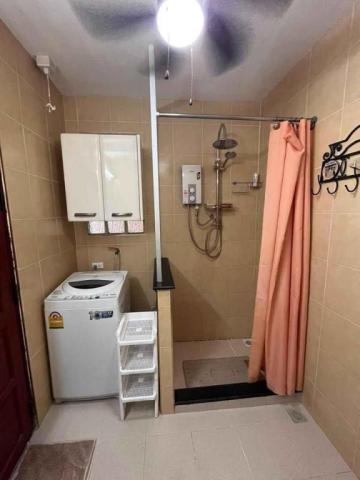 1 Bed 1 Bath - Townhouse - 7